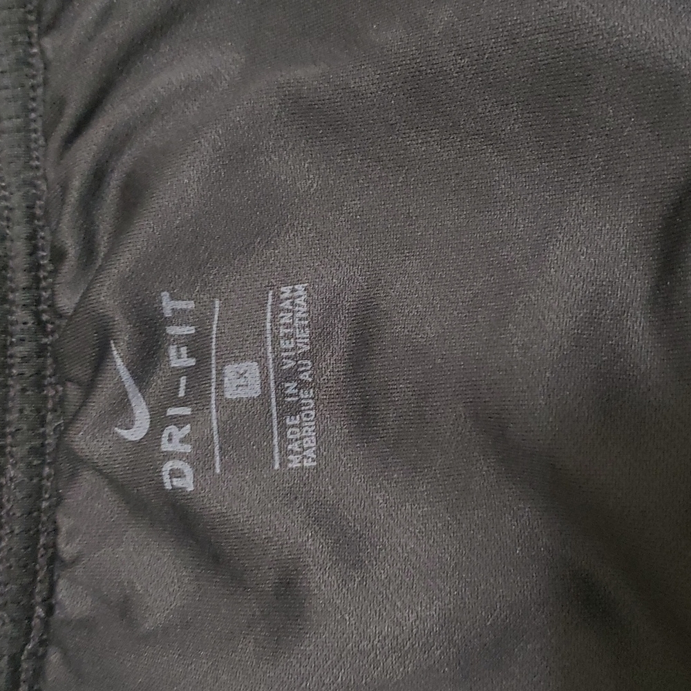 🆕️ Women's Nike shorts - Picture 2 of 6
